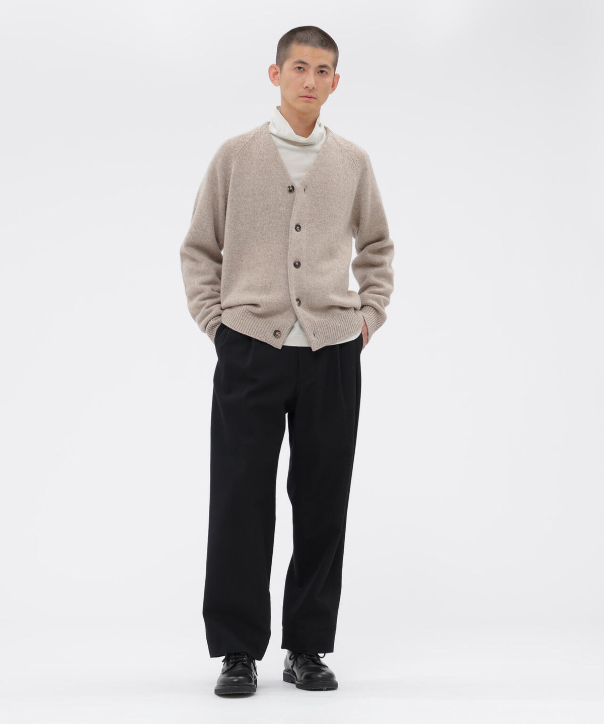 WOOL CASHMERE SILK KNITWEAR