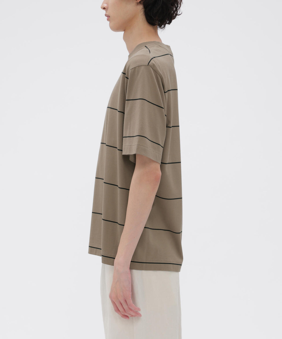 身長185cm B84 W66cm H91cm 着用サイズ:L