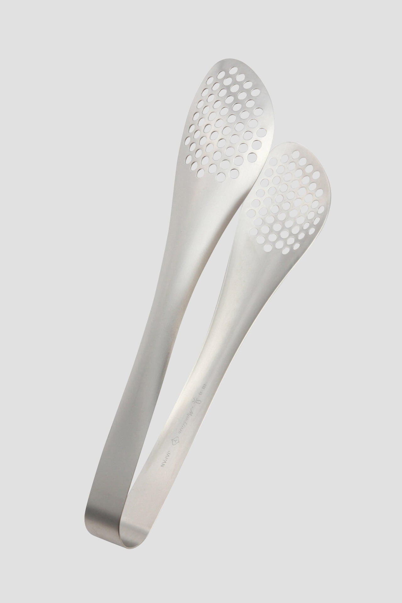 SORI YANAGI TONGS WITH HOLES