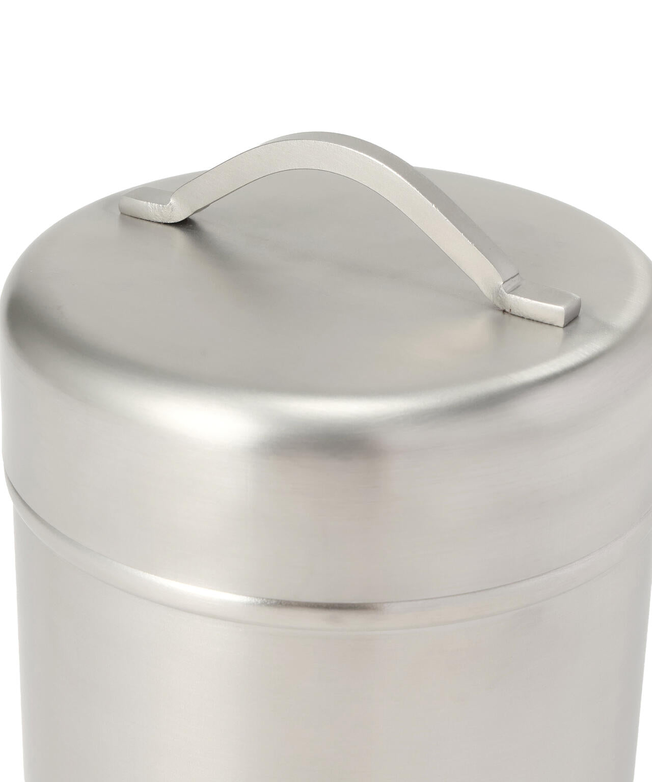 Canister L