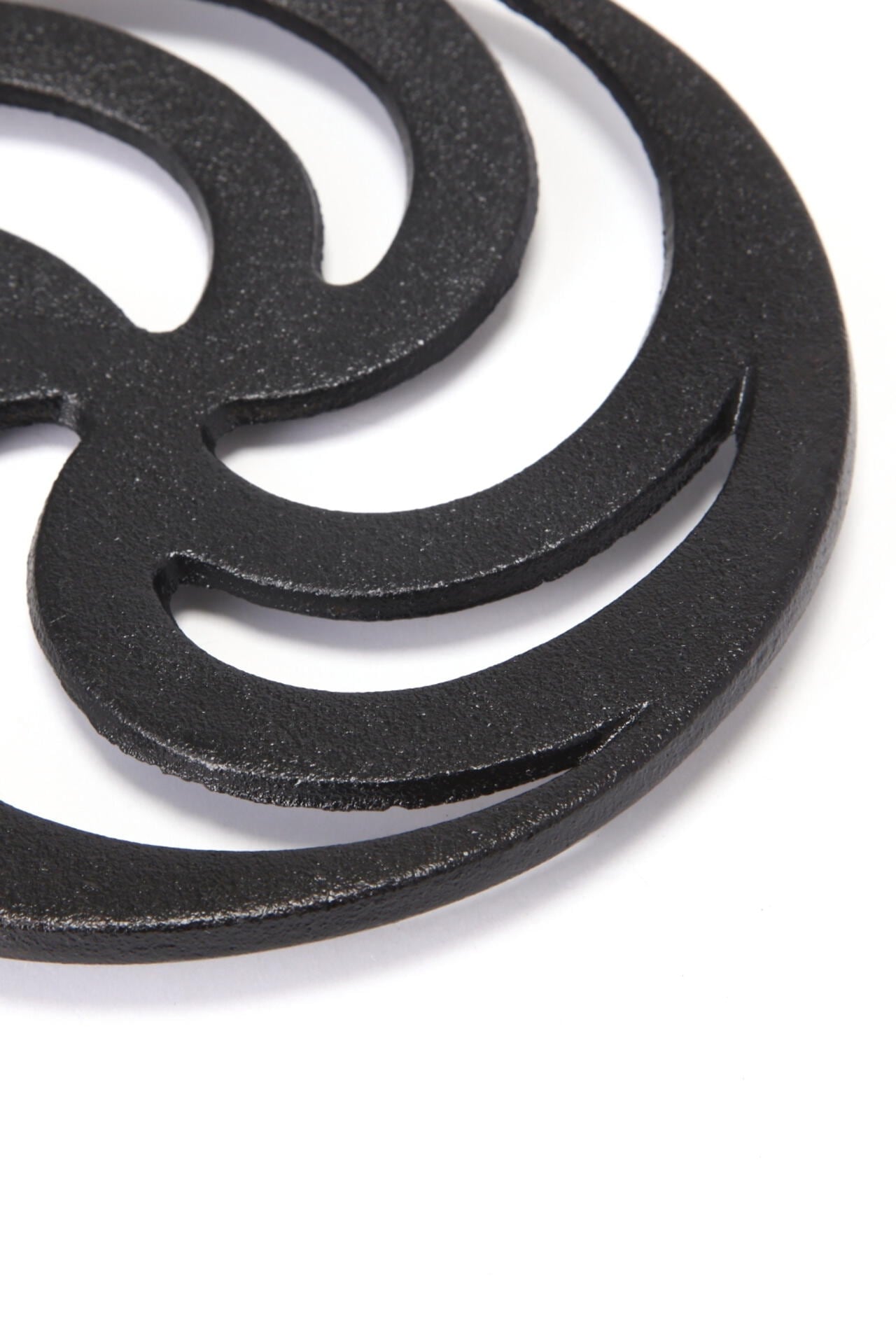 SPIRAL CAST IRON POT STAND