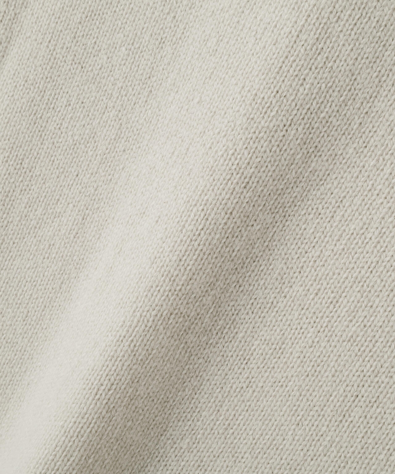 SOFT CASHMERE KNITWEAR