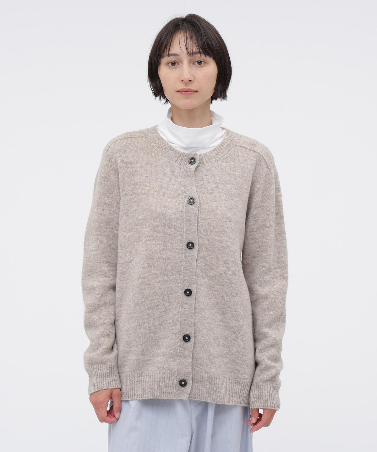 NATURAL WOOL KNITWEAR