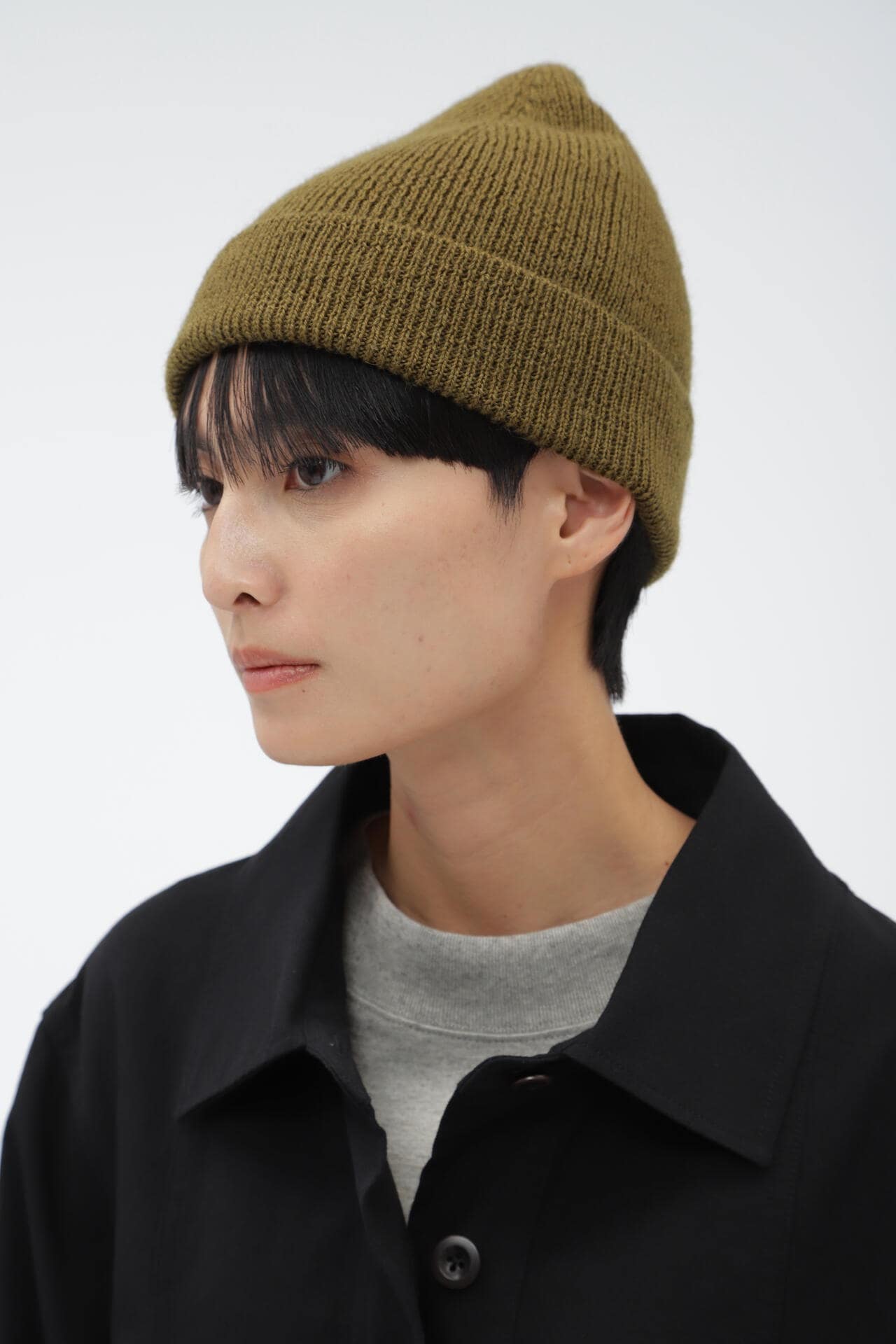 SIMPLE RIBBED BEANIE