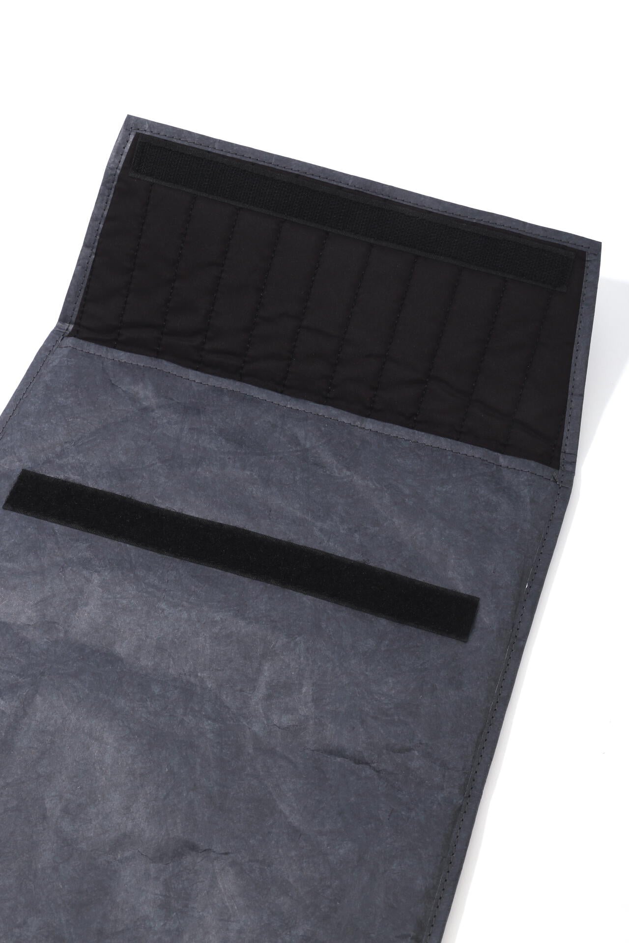 LIGHT DENSE POLYETHYLENE
