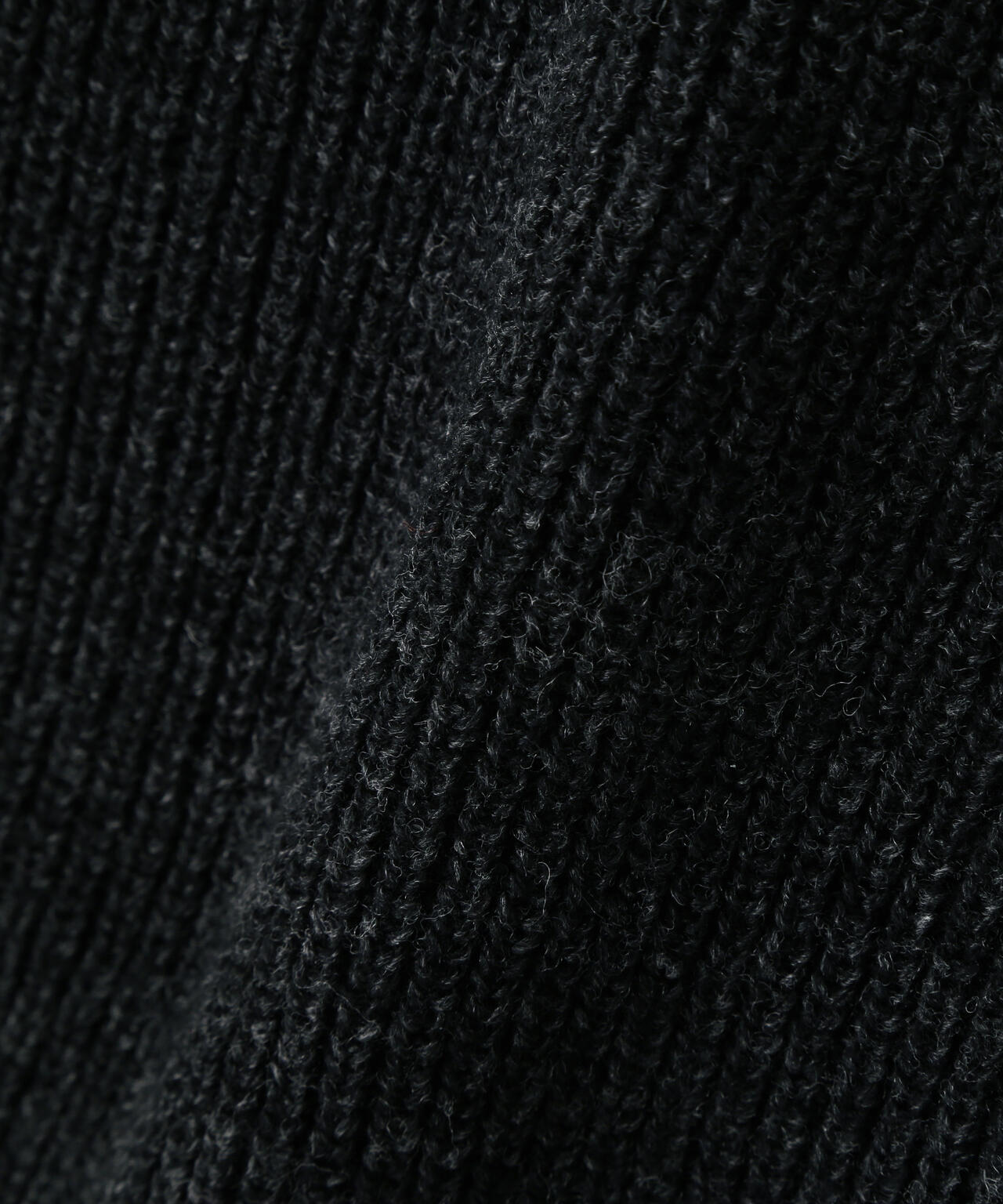 WASHABLE DRY WOOL KNITWEAR