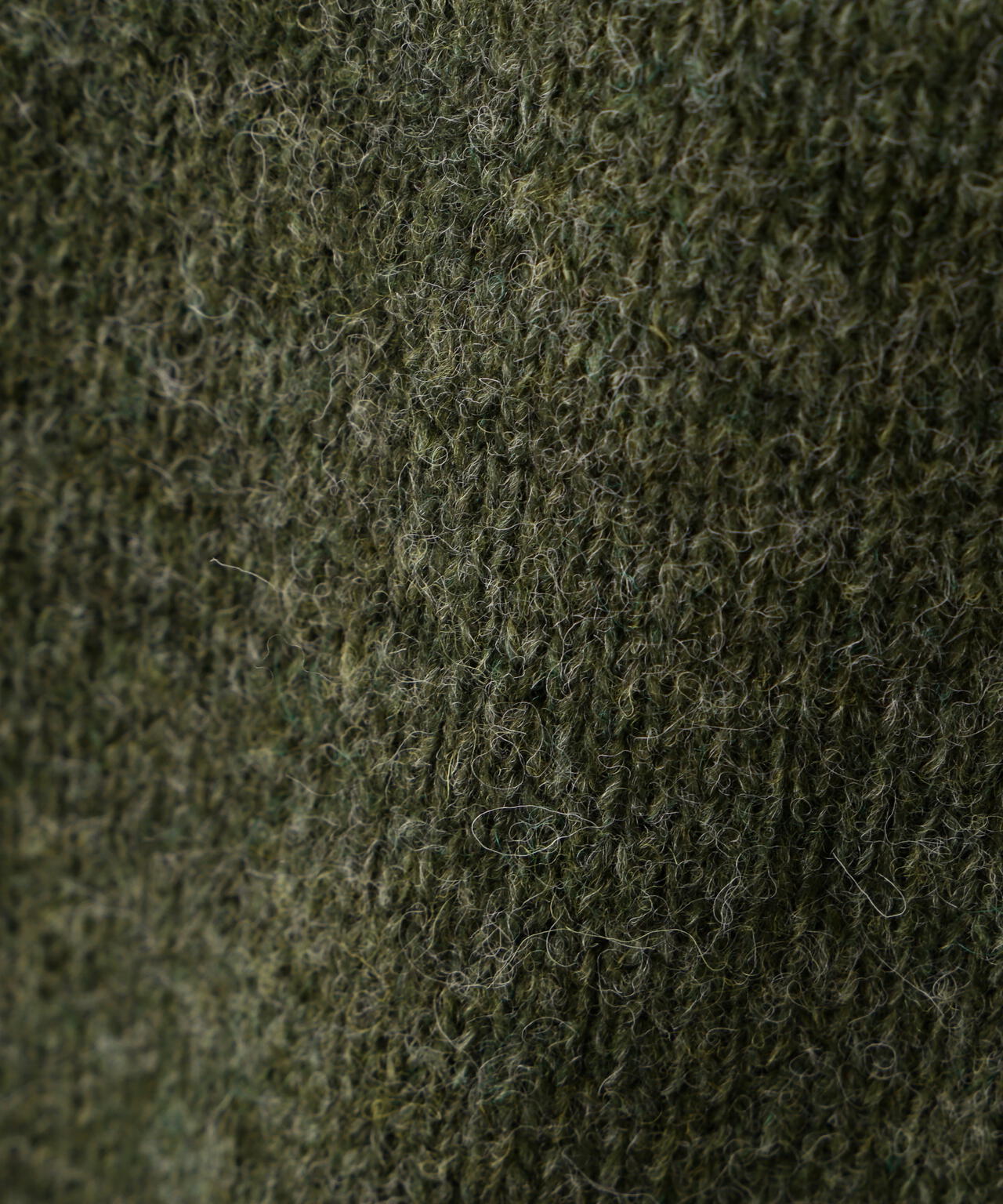 DRY WOOL KNITWEAR