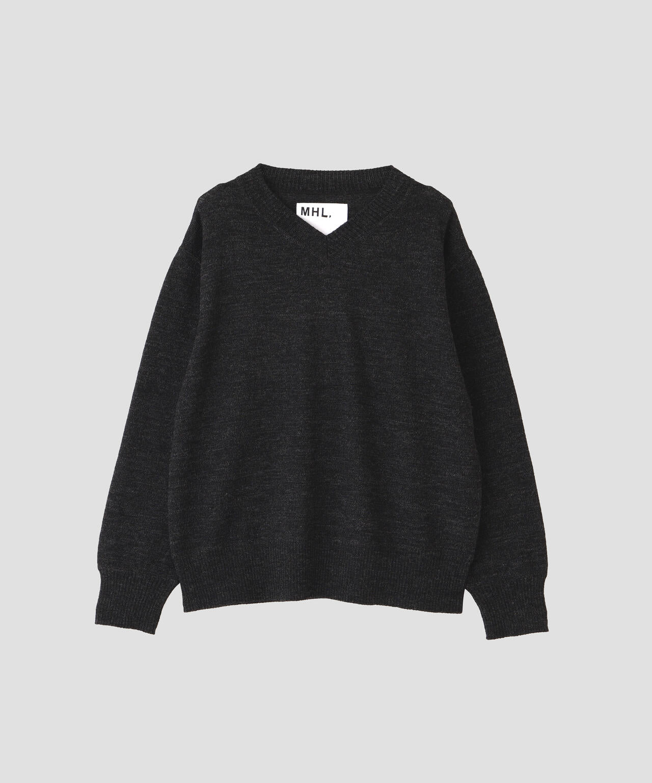 ASH WOOL KNITWEAR