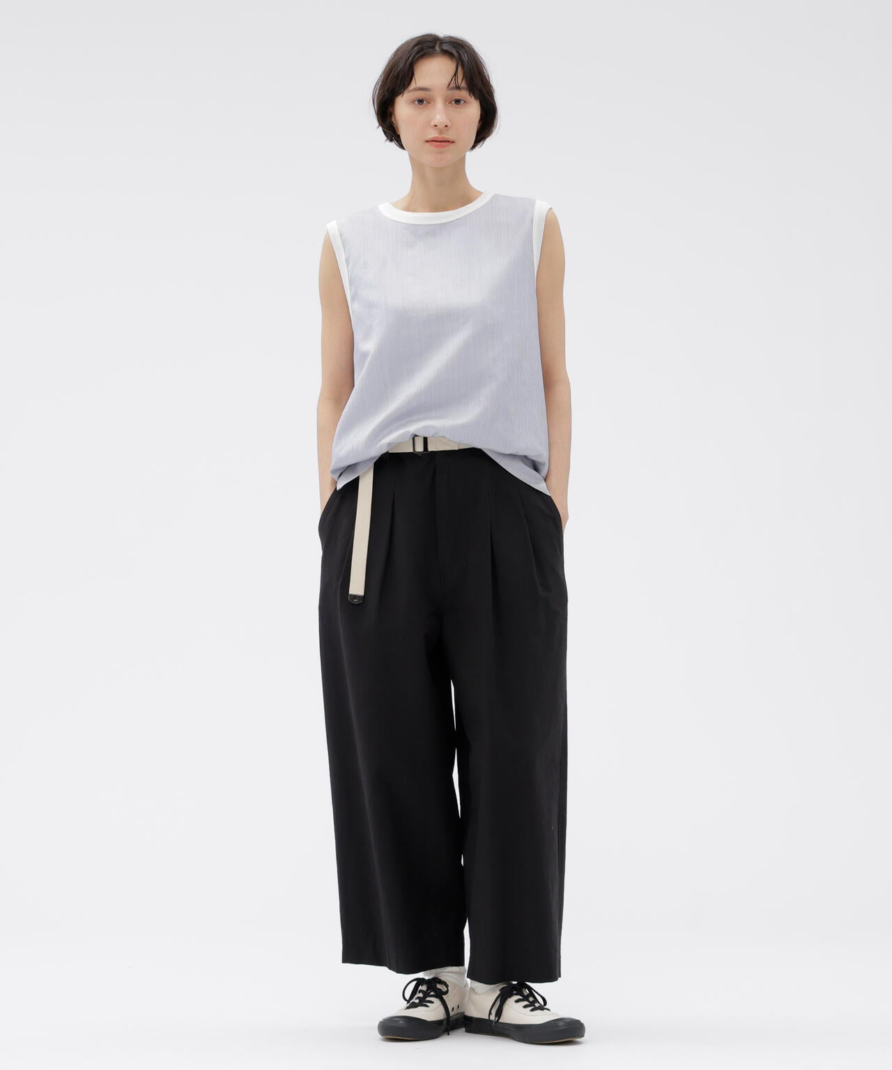 LIGHTWEIGHT COTTON NYLON TWILL TROUSERS
