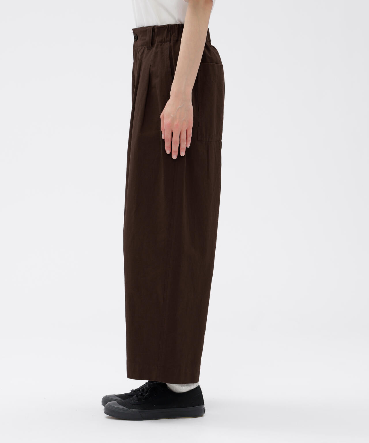 LIGHTWEIGHT COTTON NYLON TWILL TROUSERS