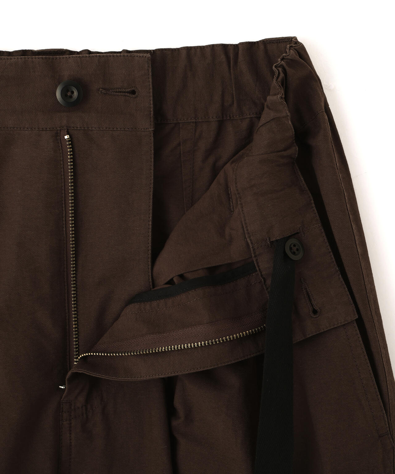 LIGHTWEIGHT COTTON NYLON TWILL TROUSERS