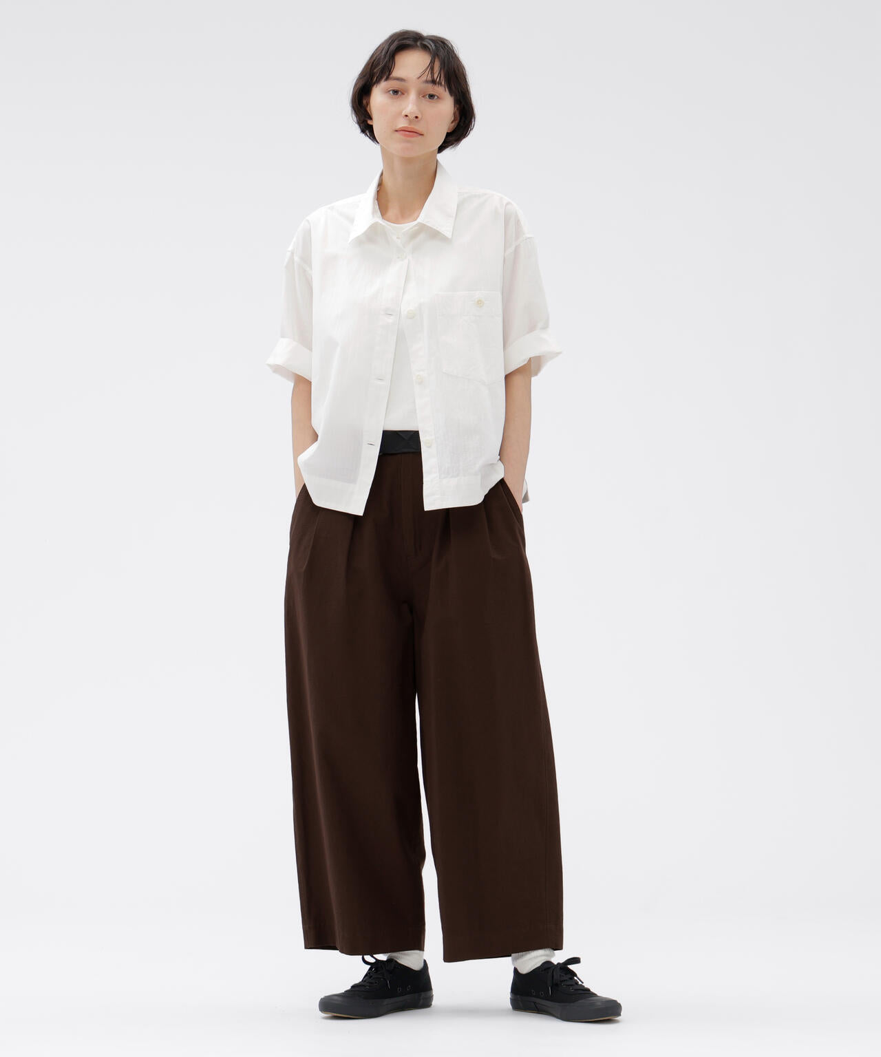 LIGHTWEIGHT COTTON NYLON TWILL TROUSERS
