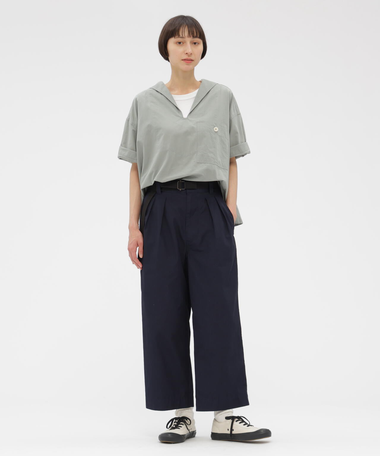 身長168cm B76 W58 H86 着用サイズ:II