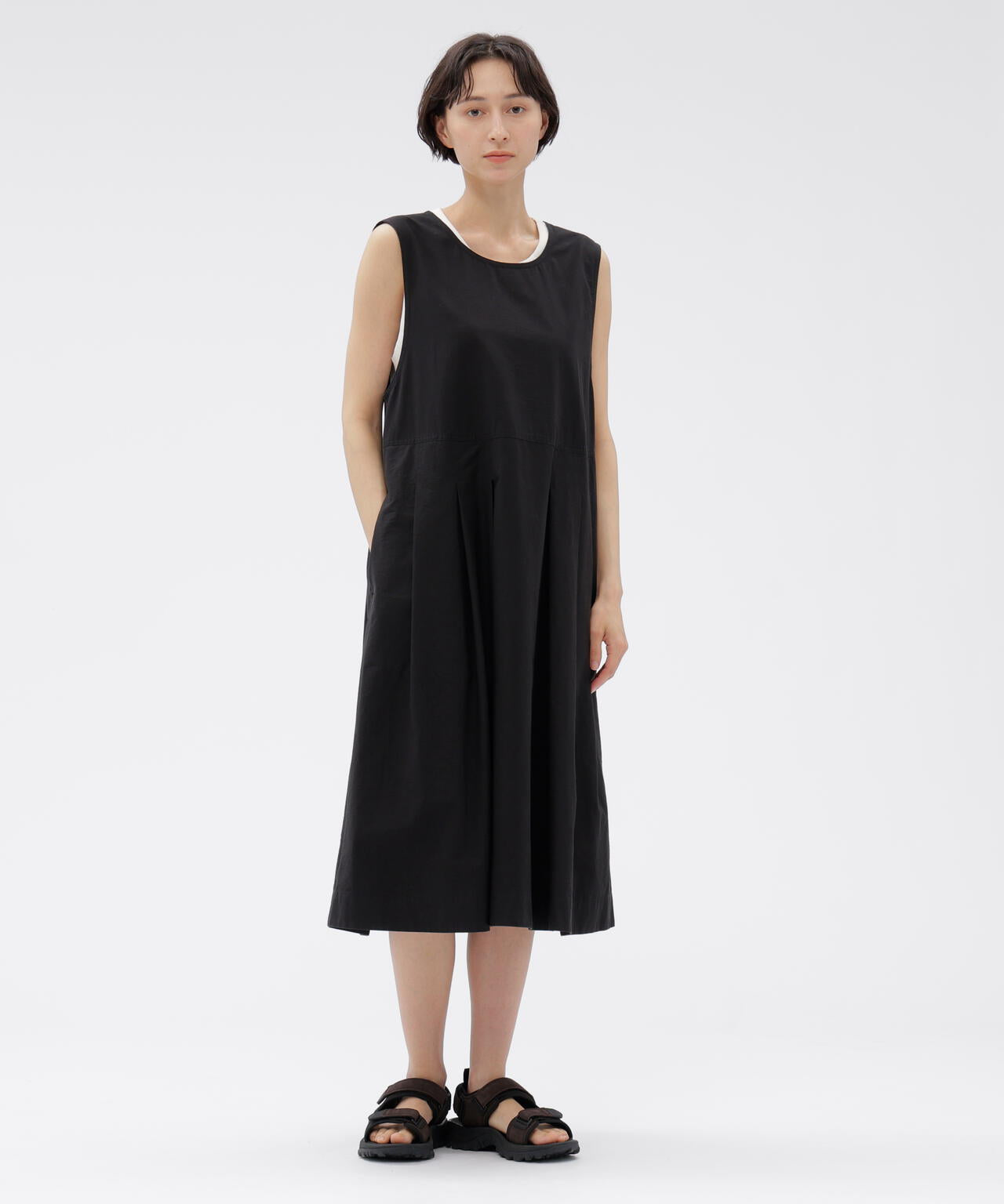 LIGHTWEIGHT COTTON NYLON TWILL DRESS
