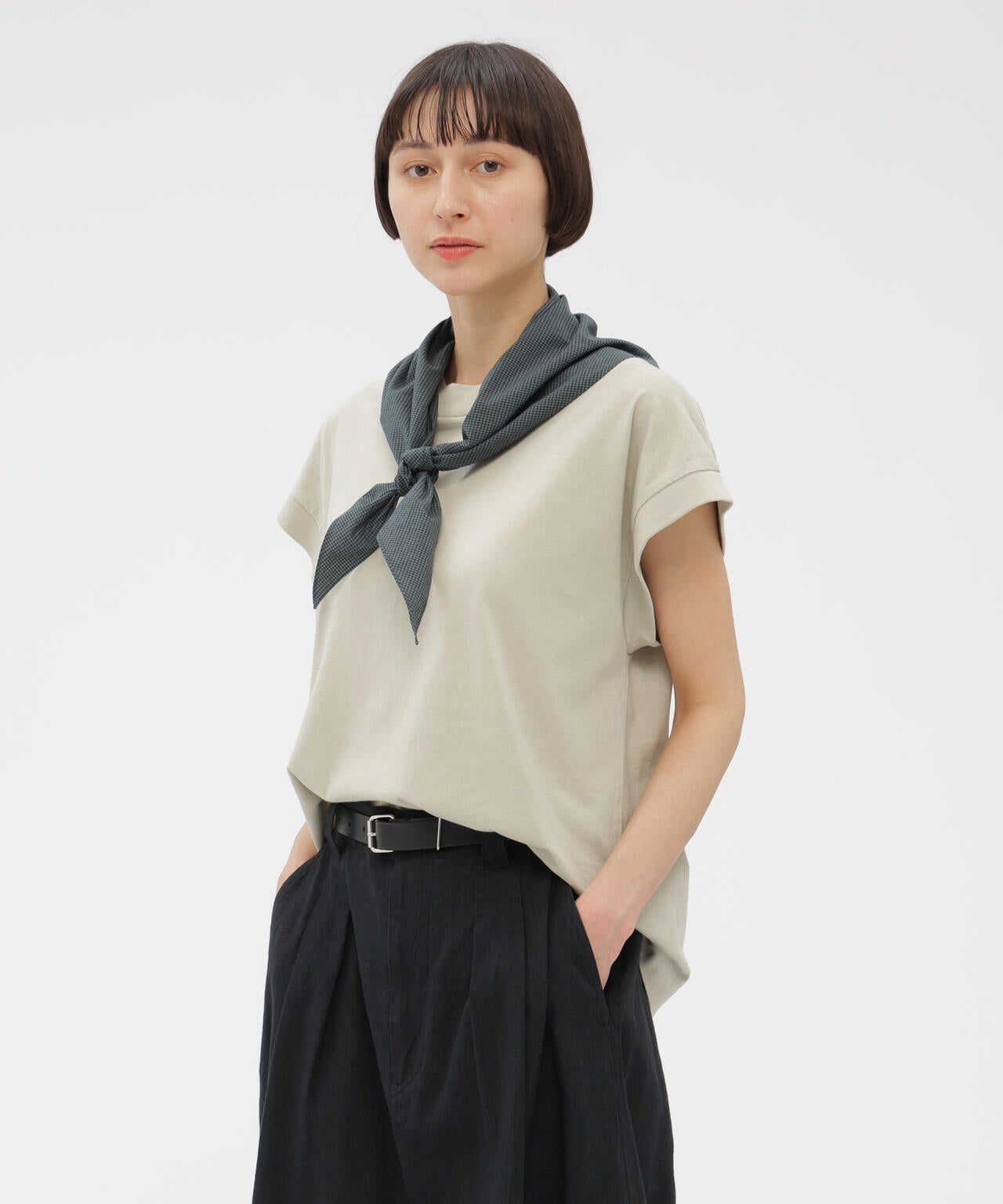 身長168cm B76 W58 H86 着用サイズ:II