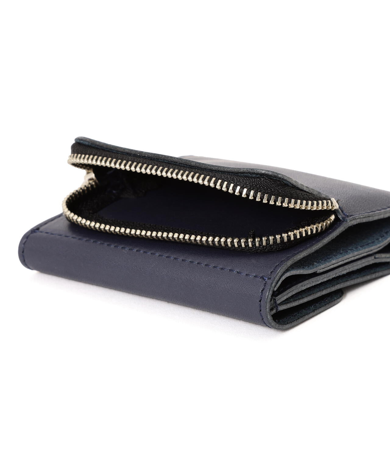 BASIC LEATHER