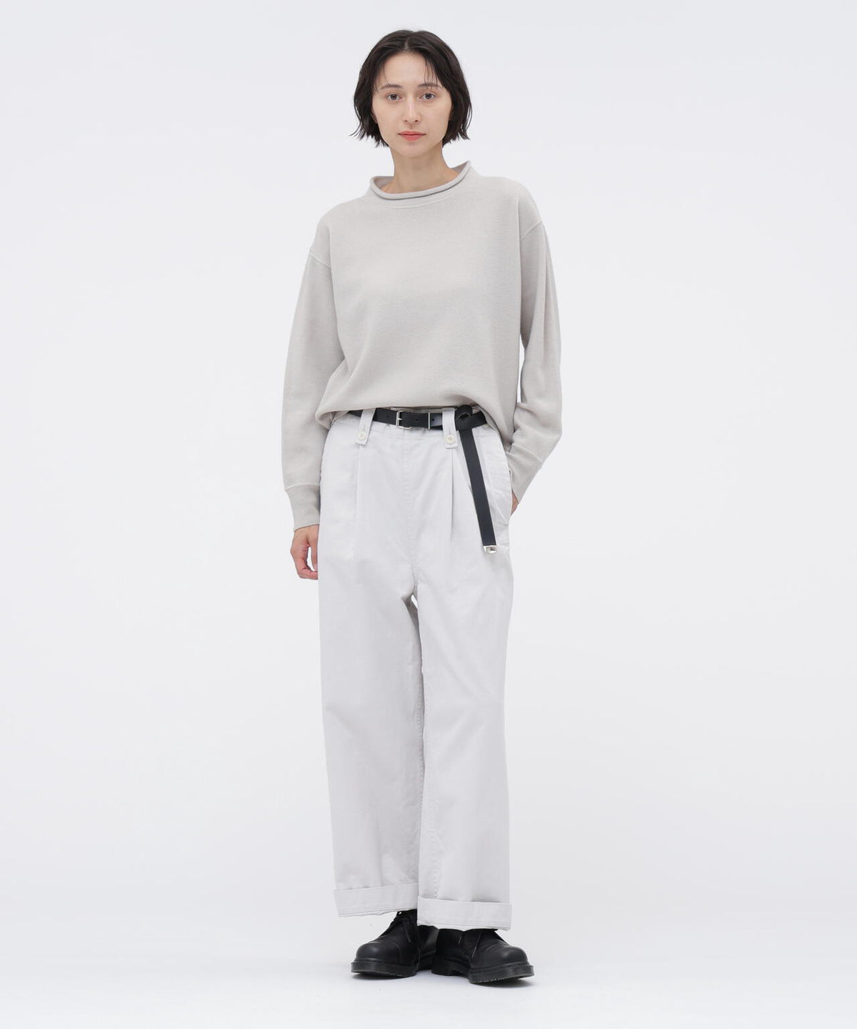 FELTED ROUGH WOOL KNITWEAR