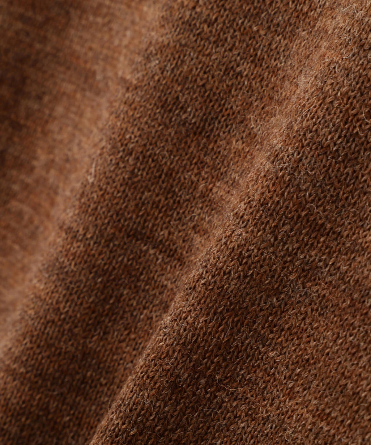 ASH WOOL KNITWEAR