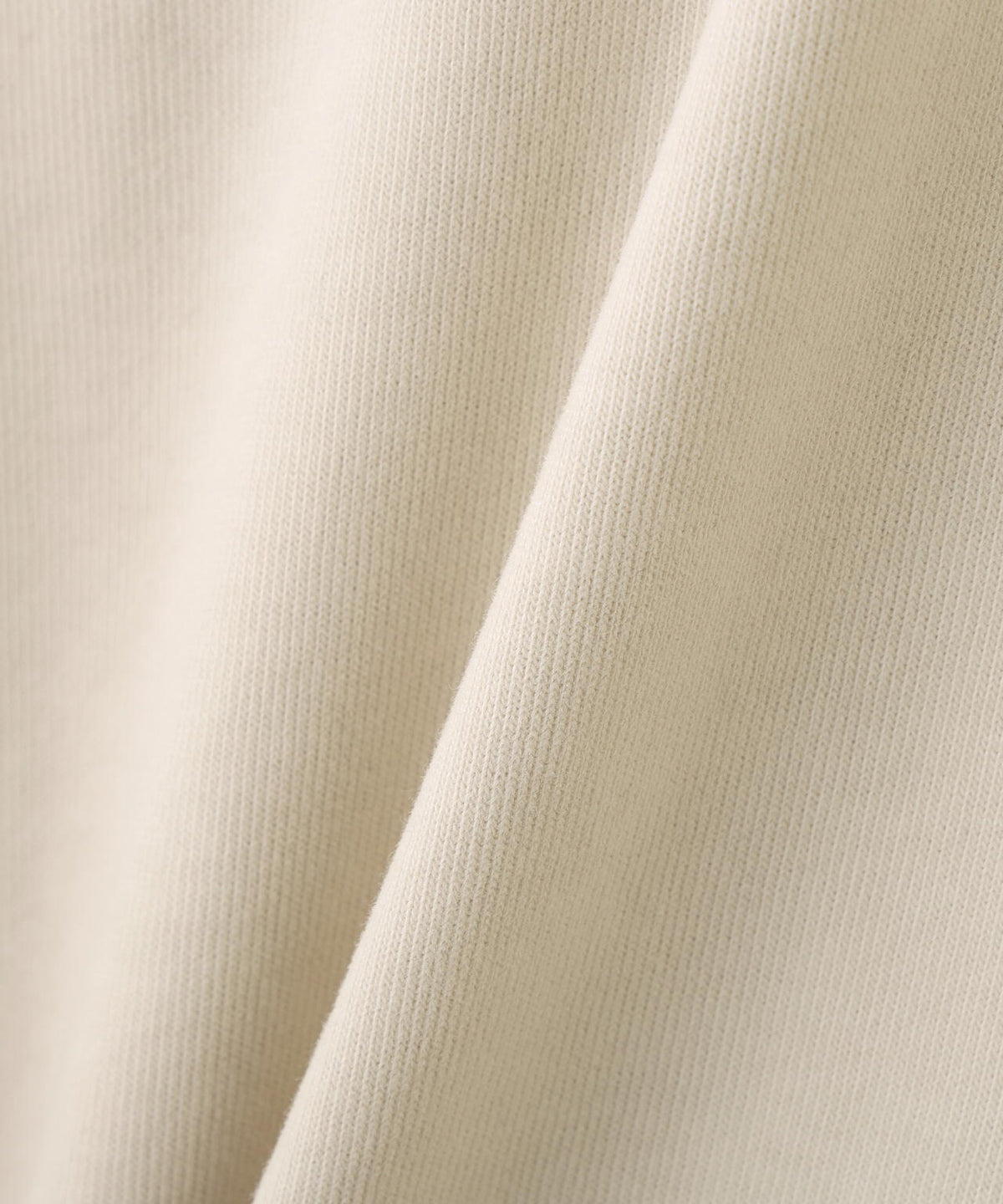 GARMENT DYED DENSE JERSEY TOP