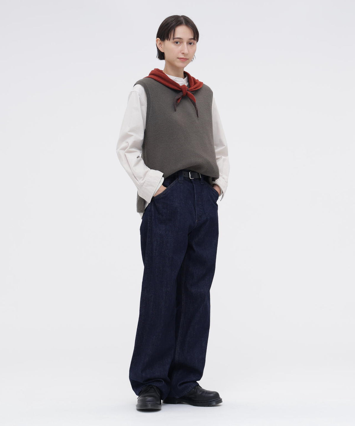 身長185cm B84 W66cm H91cm 着用サイズ:F