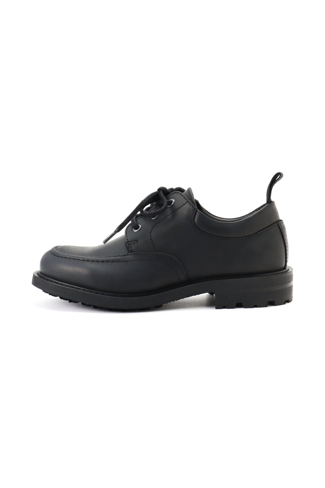 SCHOOL SHOES
