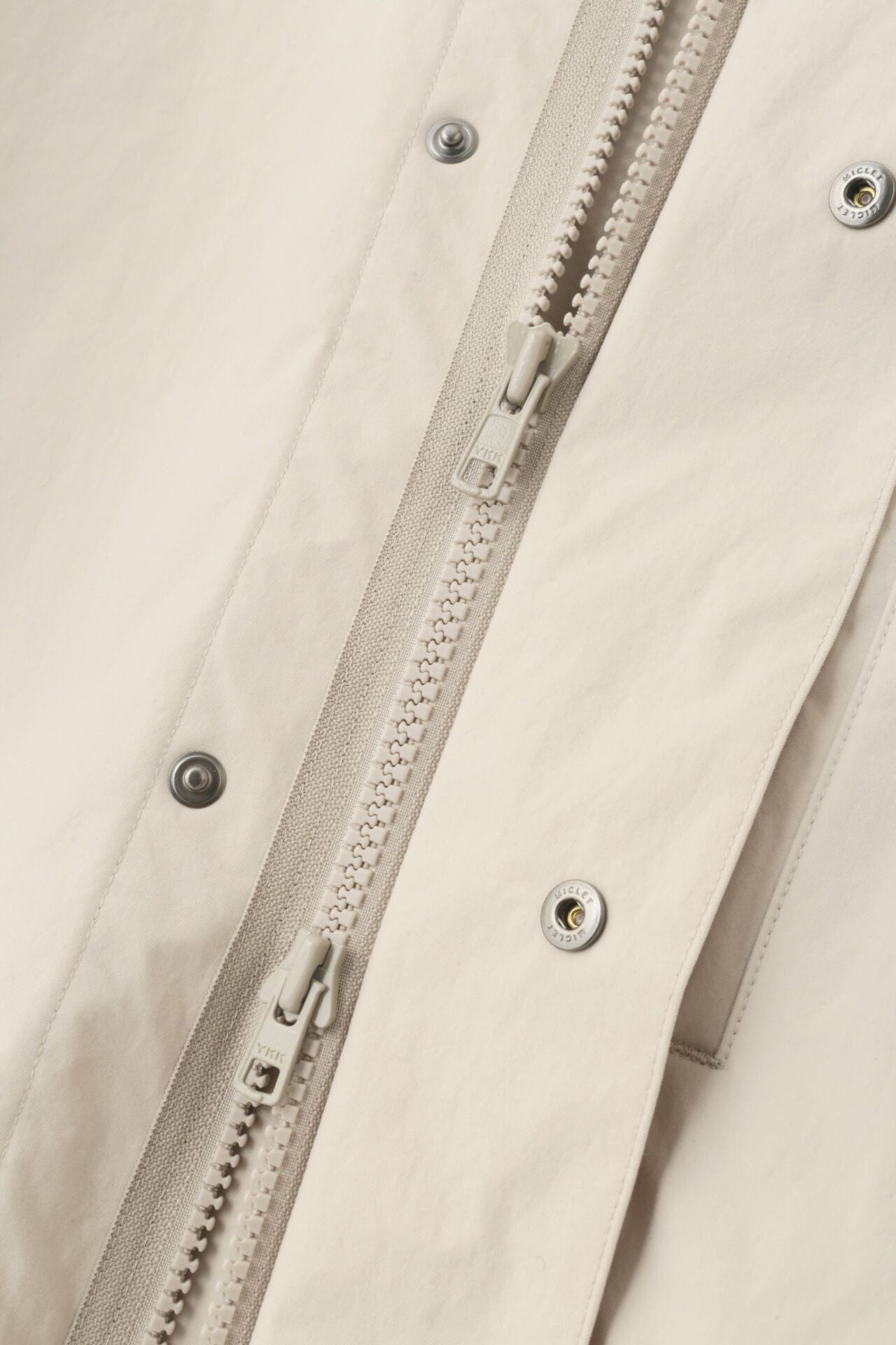 PAPER DRY POLYESTER