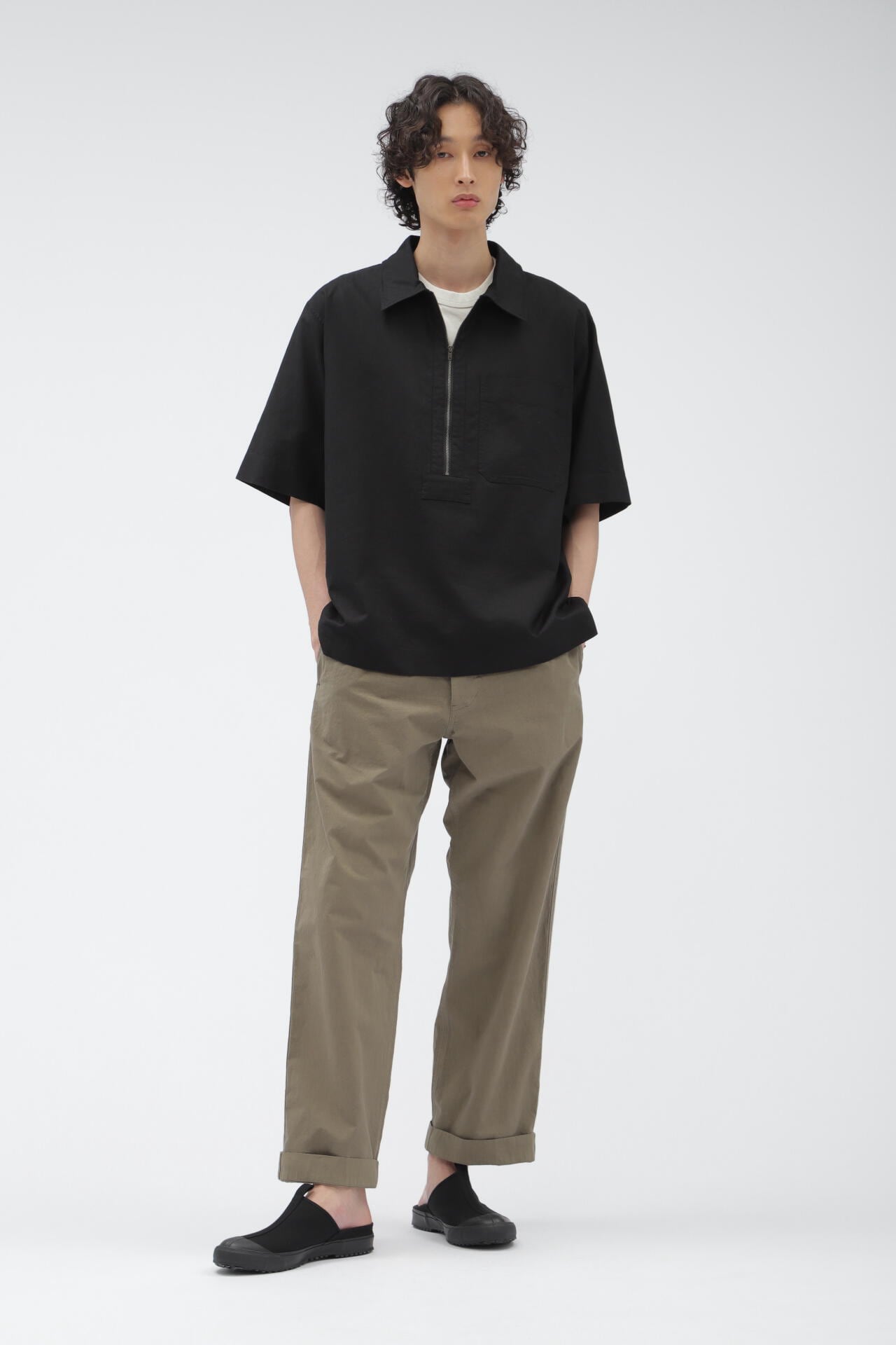GARMENT DYE LIGHTWEIGHT PLAINWEAVE