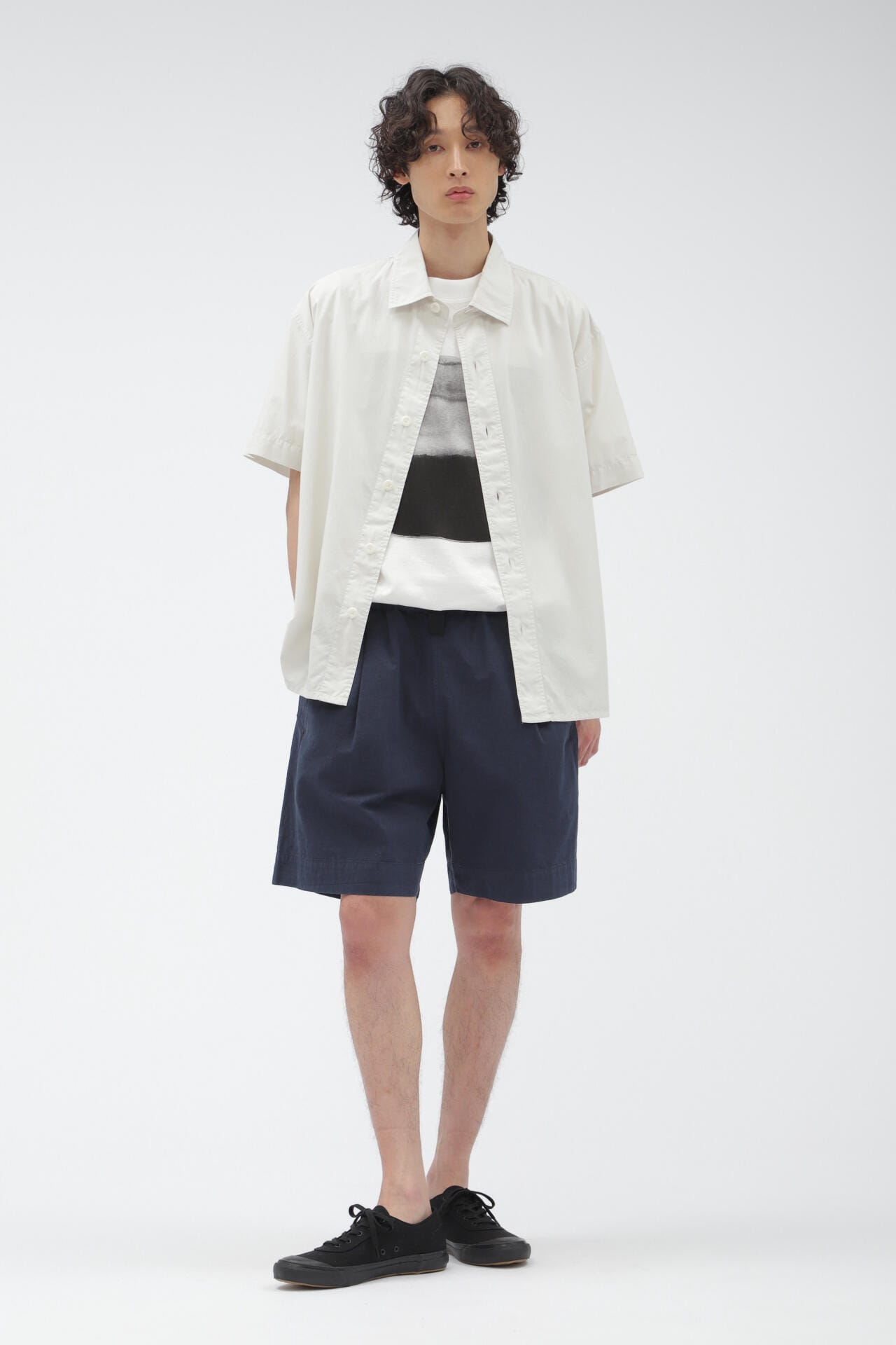GARMENT DYE LIGHTWEIGHT PLAINWEAVE