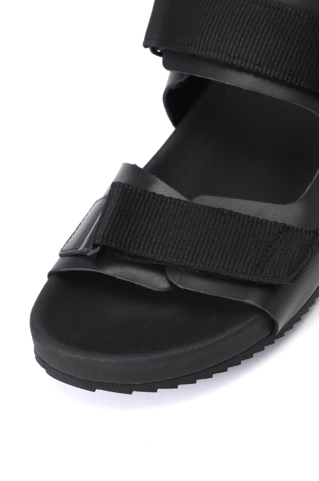 SPORTS SANDALS