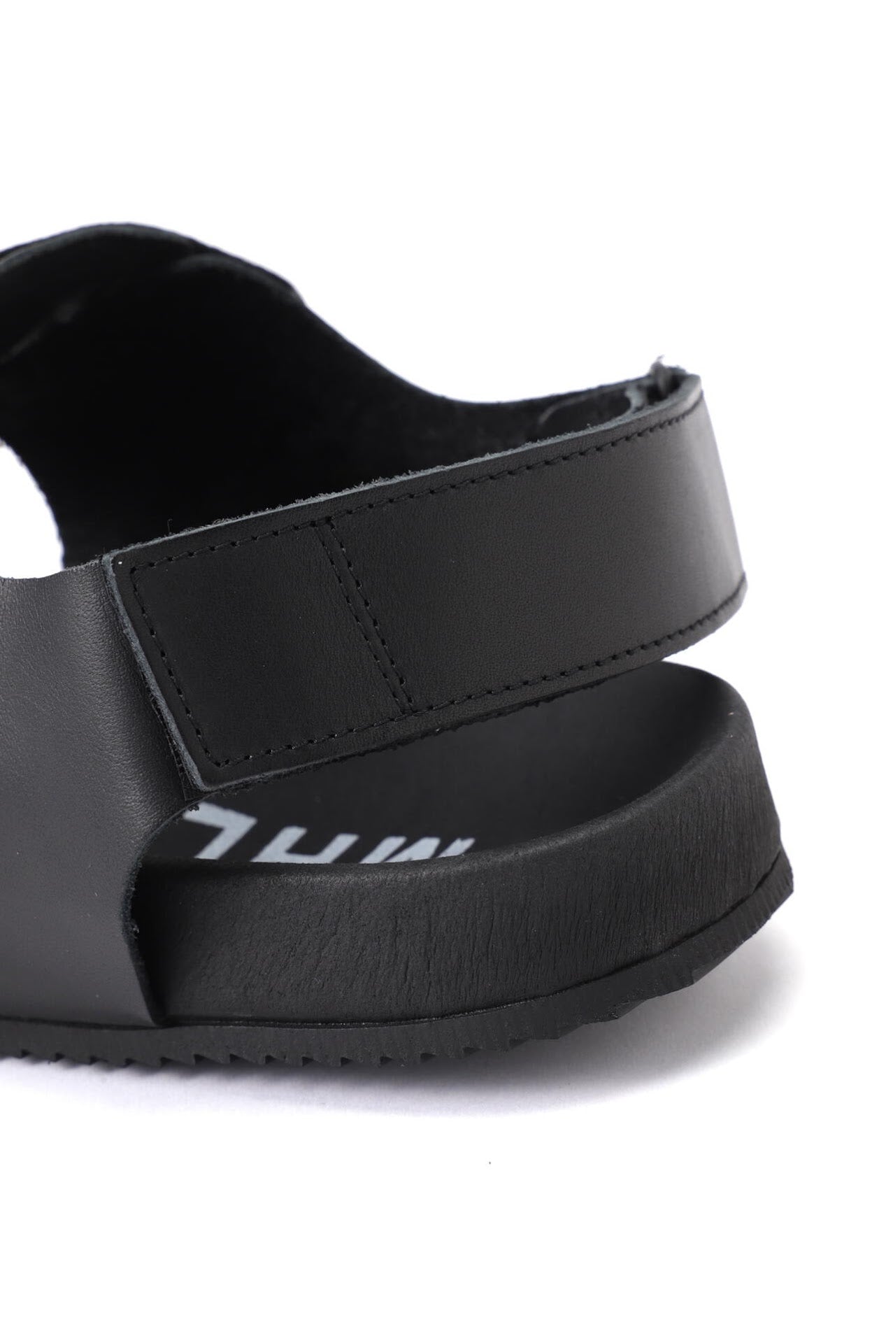 SPORTS SANDALS