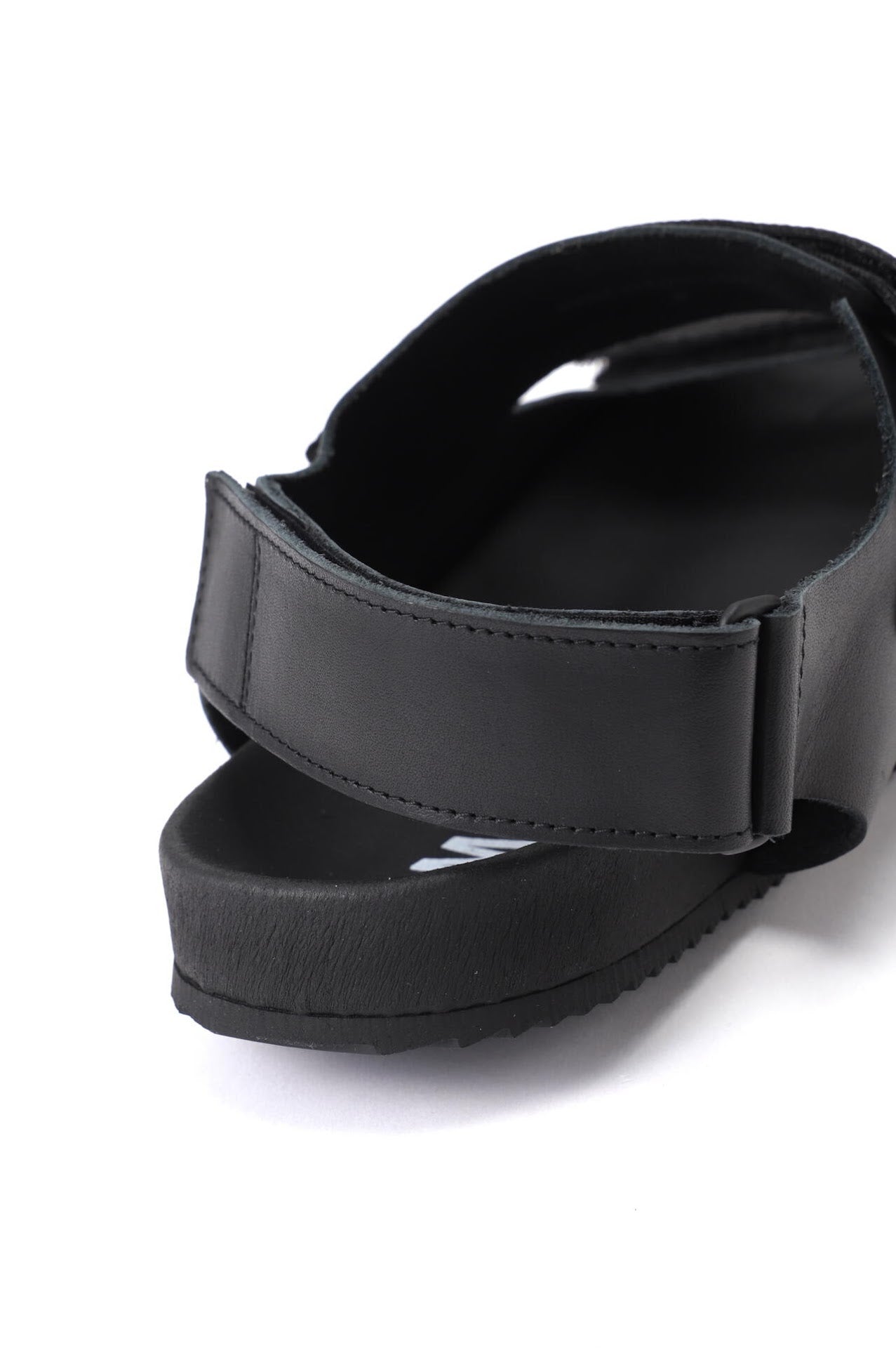 SPORTS SANDALS