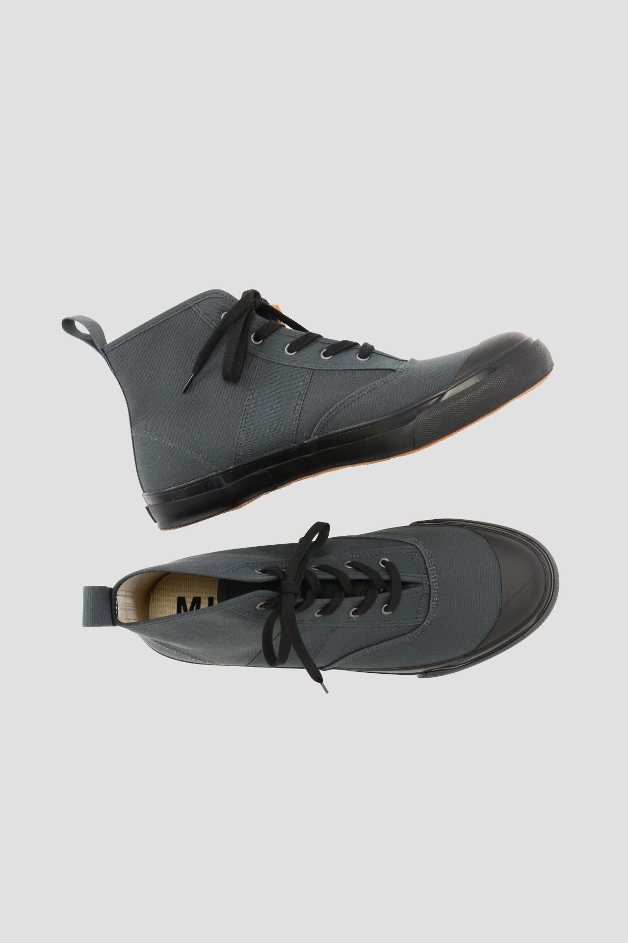 MEN HIGH TOP CANVAS TRAINERS