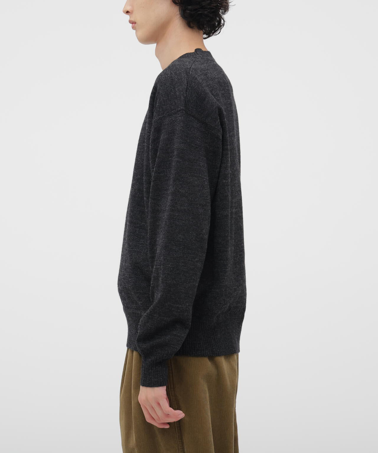ASH WOOL KNITWEAR