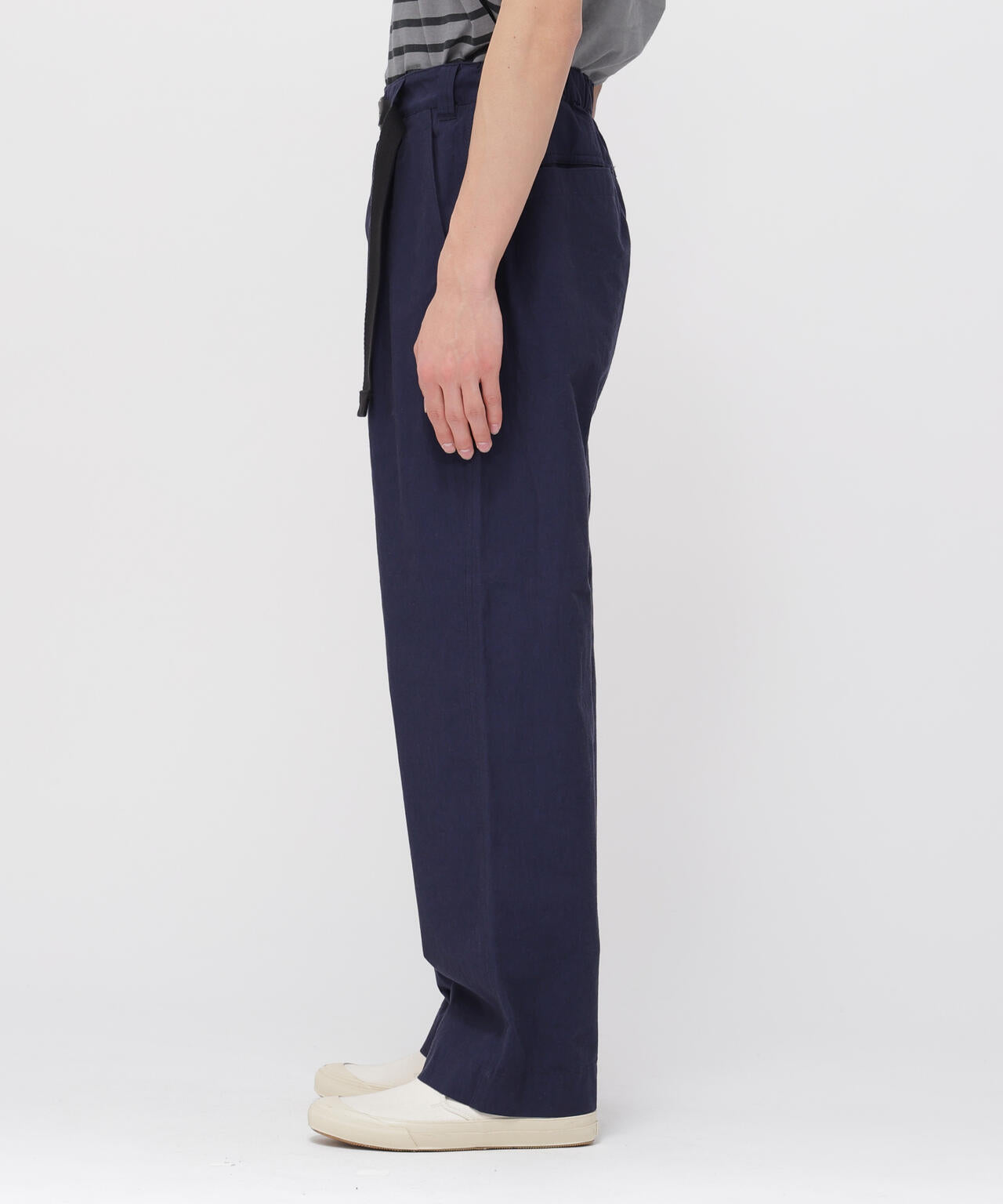 CRISP COTTON CHAMBRAY TROUSERS