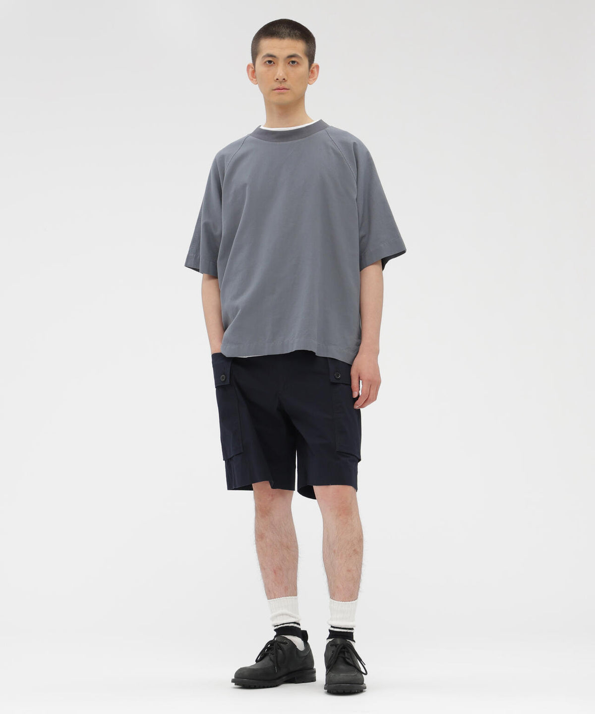 身長185cm B84 W66cm H91cm 着用サイズ:L