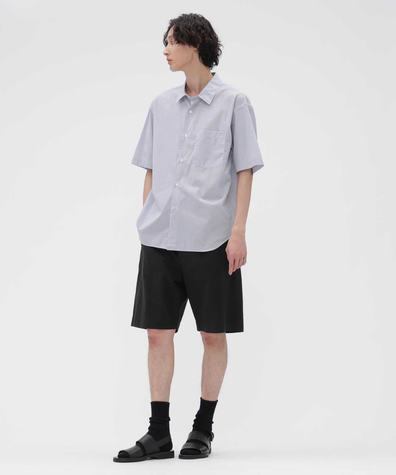 身長185cm B84 W66cm H91cm 着用サイズ:L