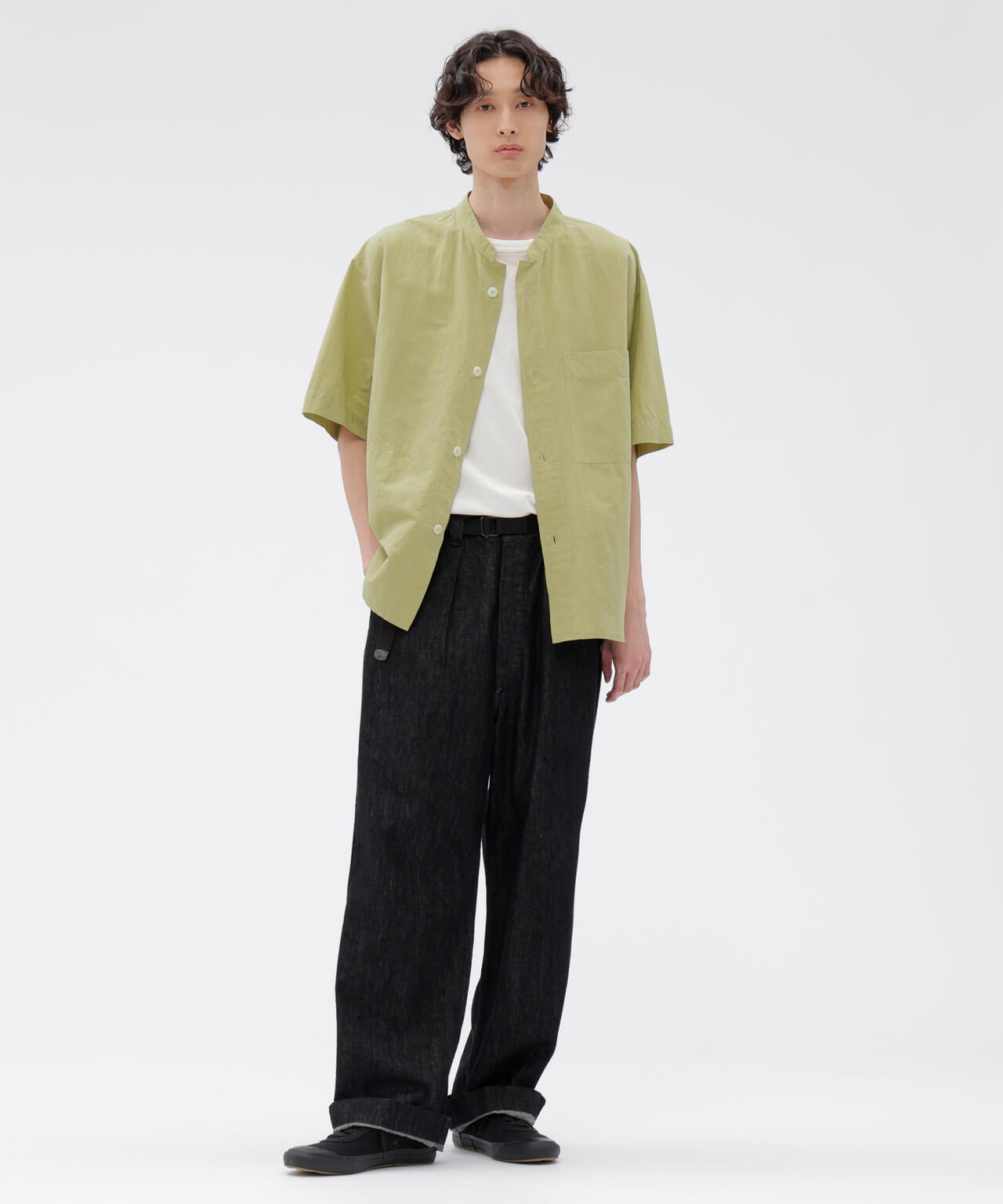 身長184cm B90 W68 H90 着用サイズ:L