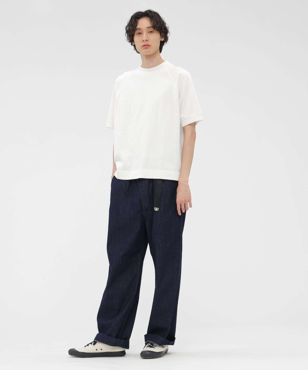 身長185cm B84 W66cm H91cm 着用サイズ:L