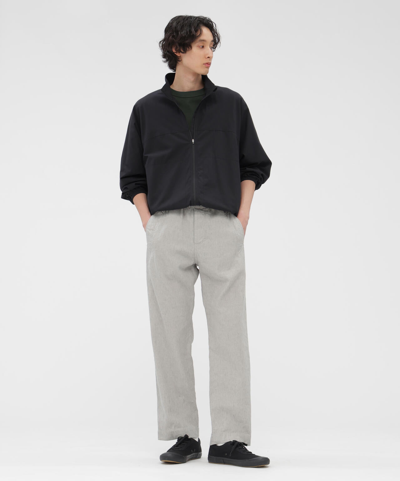 身長185cm B84 W66cm H91cm 着用サイズ:L