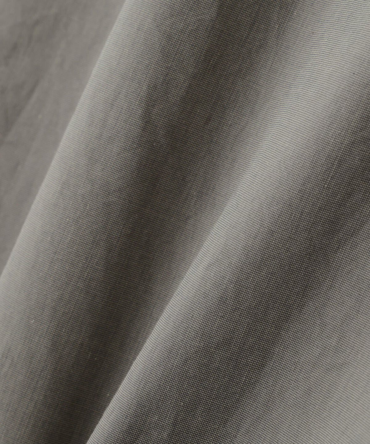 END ON END WEAVE COTTON SHIRT