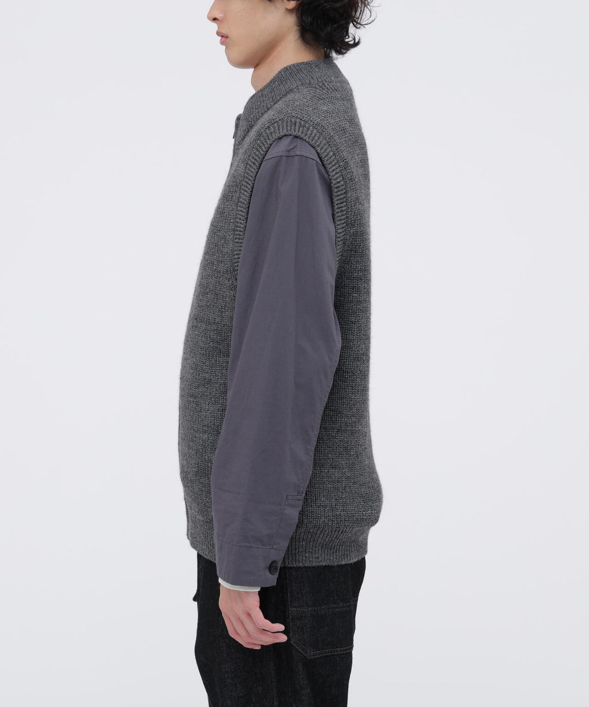 身長185cm B84 W66cm H91cm 着用サイズ:L