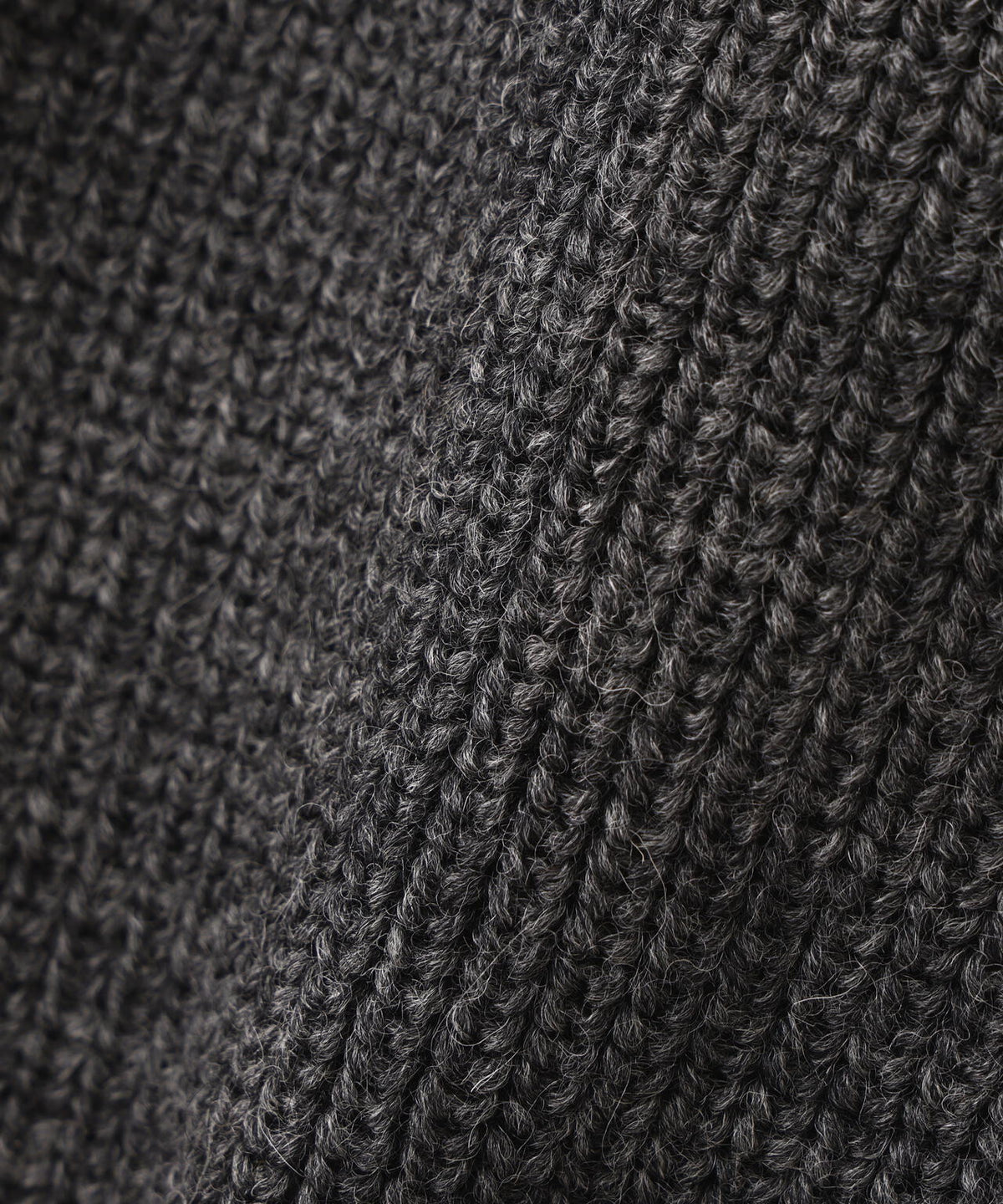 ASH WOOL KNITWEAR