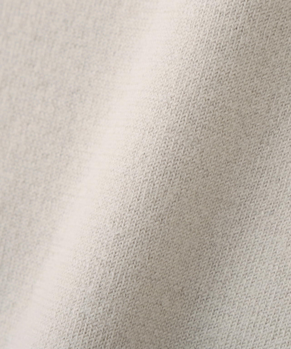 FELTED ROUGH WOOL KNITWEAR