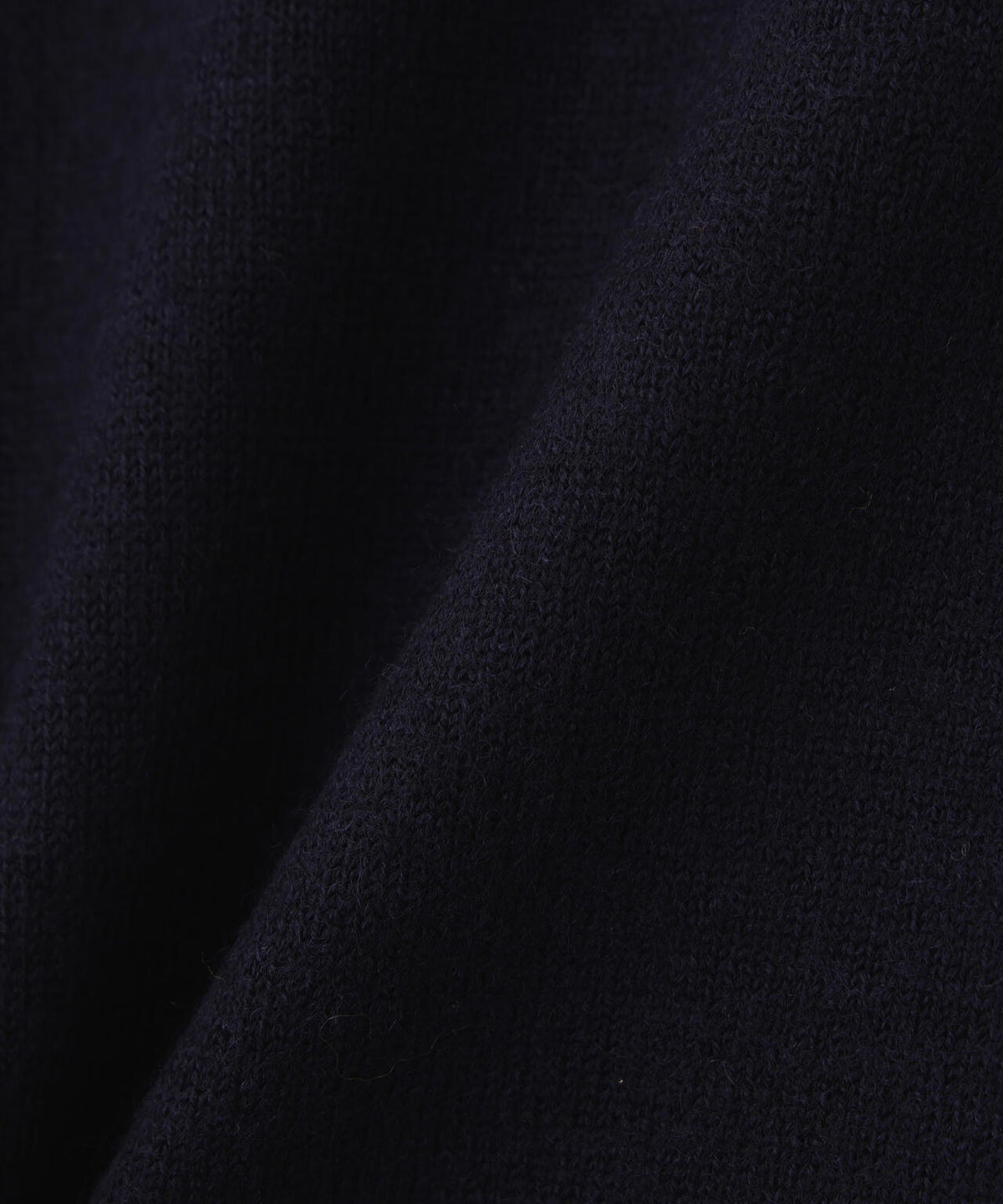FELTED ROUGH WOOL KNITWEAR