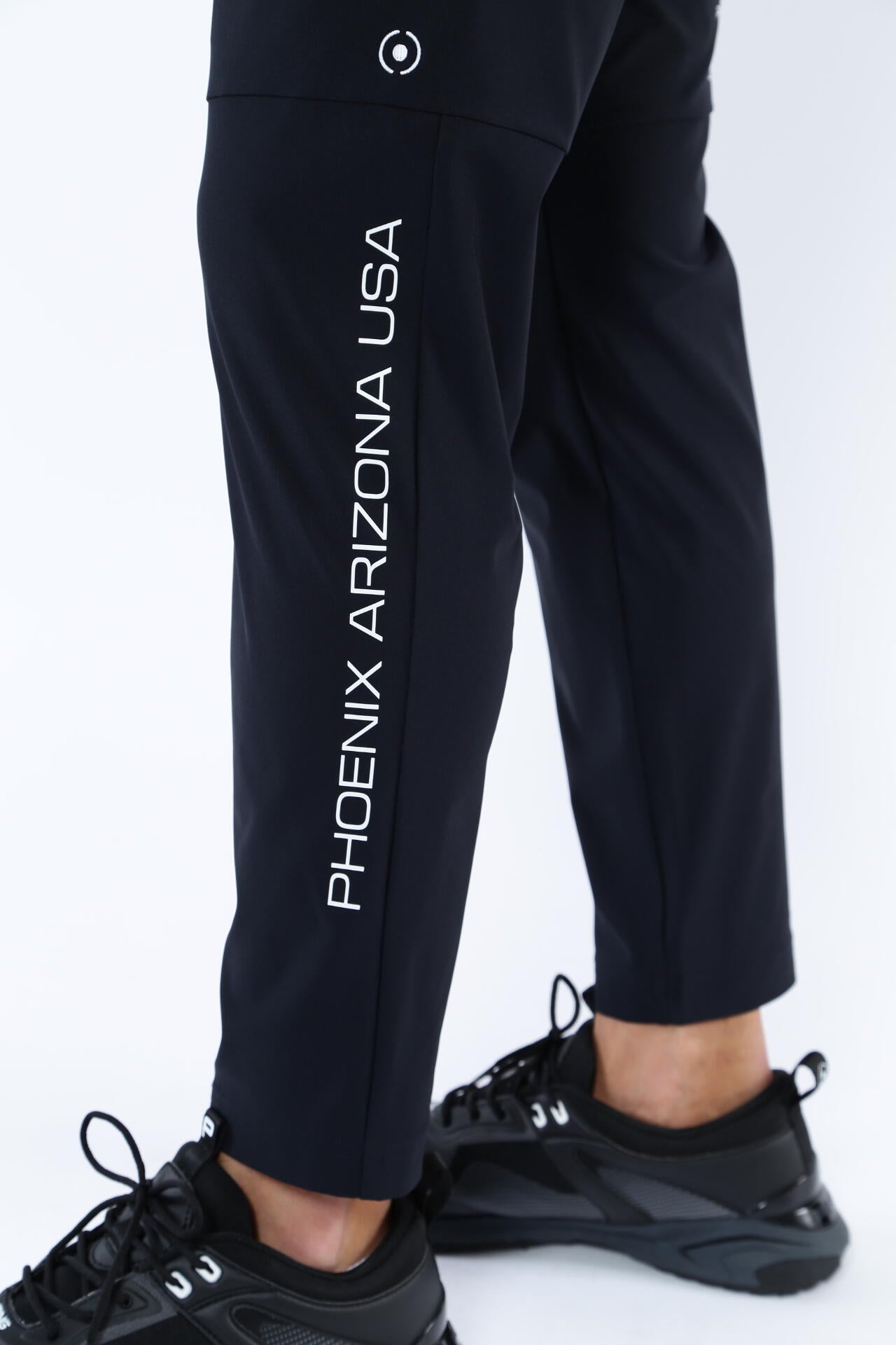 【PING APPAREL】エコブルー ハイテンションテーパードパンツ <GOLD> (MENS)