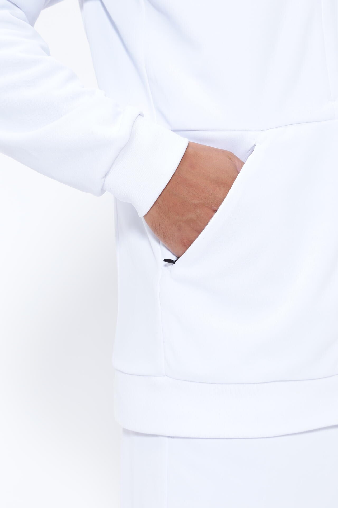 053ce983-8ed6-55ae-a14e-25dd476b69a9_Image