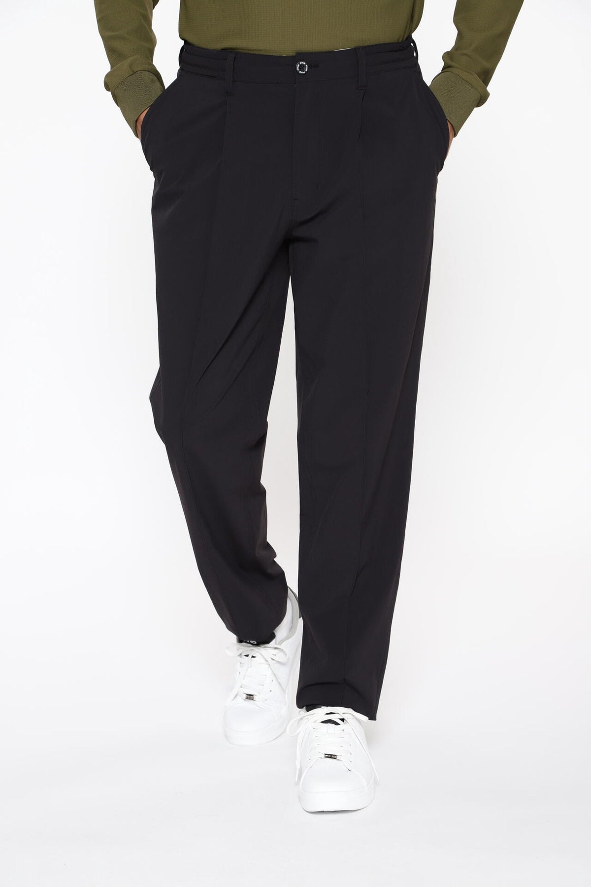 【PING APPAREL】全方向ストレッチ アウトフィッター テーパードパンツ <GOLD> (MENS)