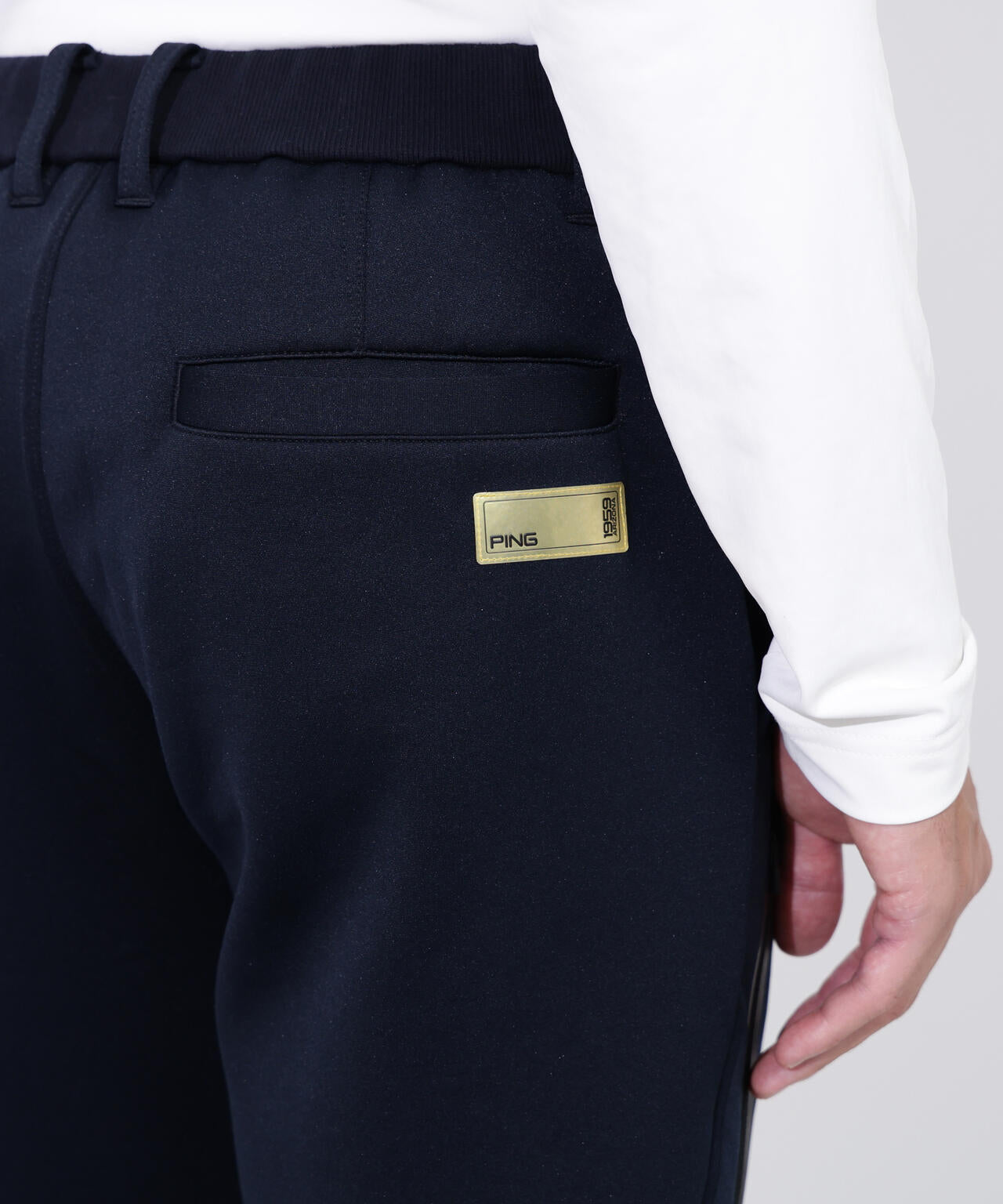 【PING APPAREL】キルトダンボールジャージテーパードパンツ <GOLD> (UNISEX)