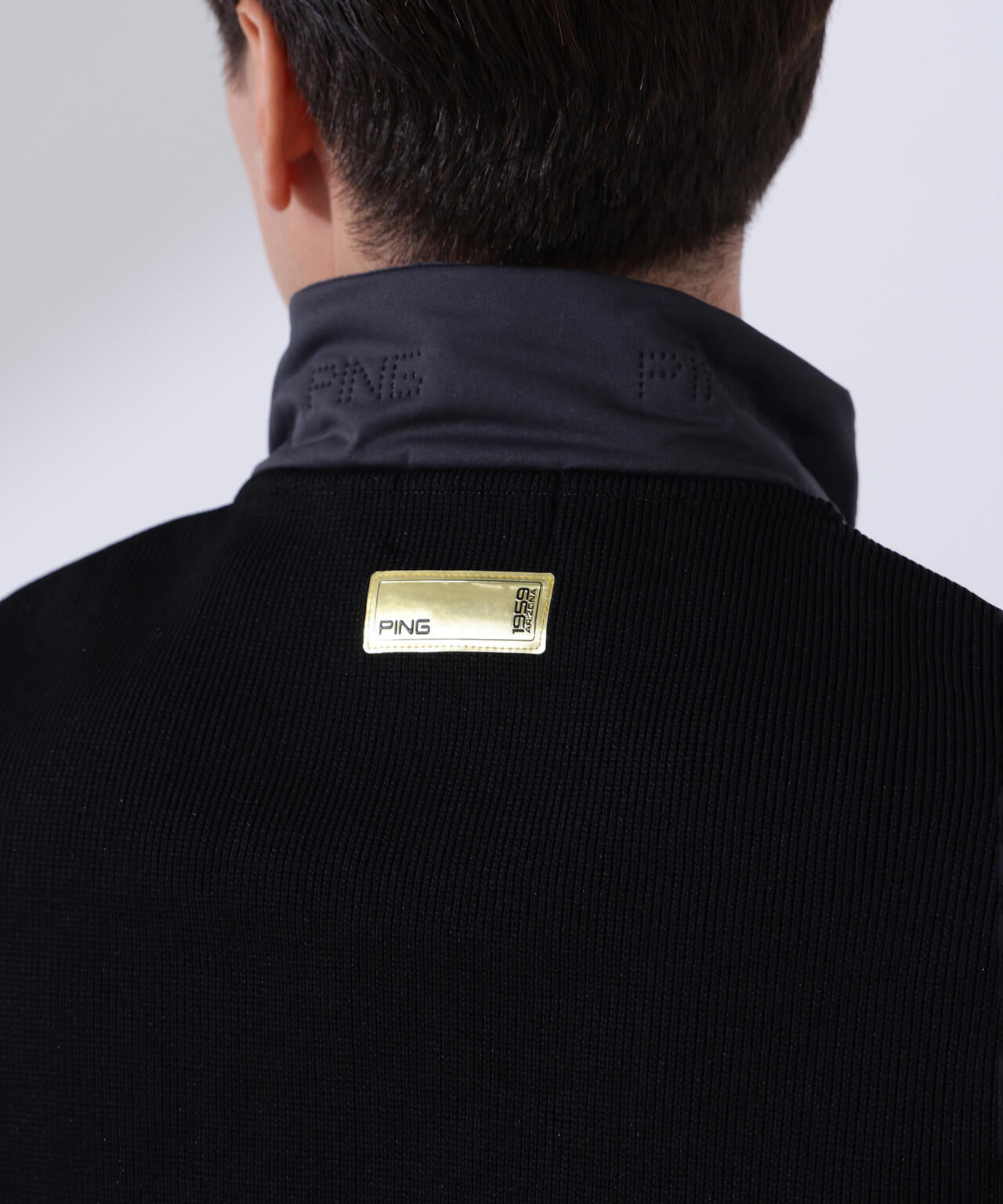 【PING APPAREL】ピンソニックハイブリットベスト <GOLD> (MENS)