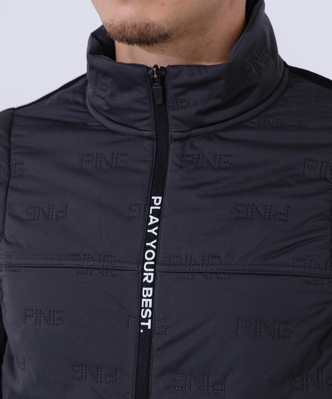 【PING APPAREL】ピンソニックハイブリットベスト <GOLD> (MENS)